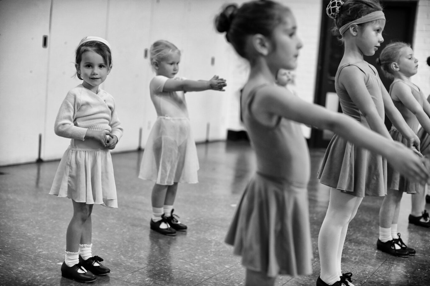 pre-primary ballet girls dancing in Southfields, Wandsworth